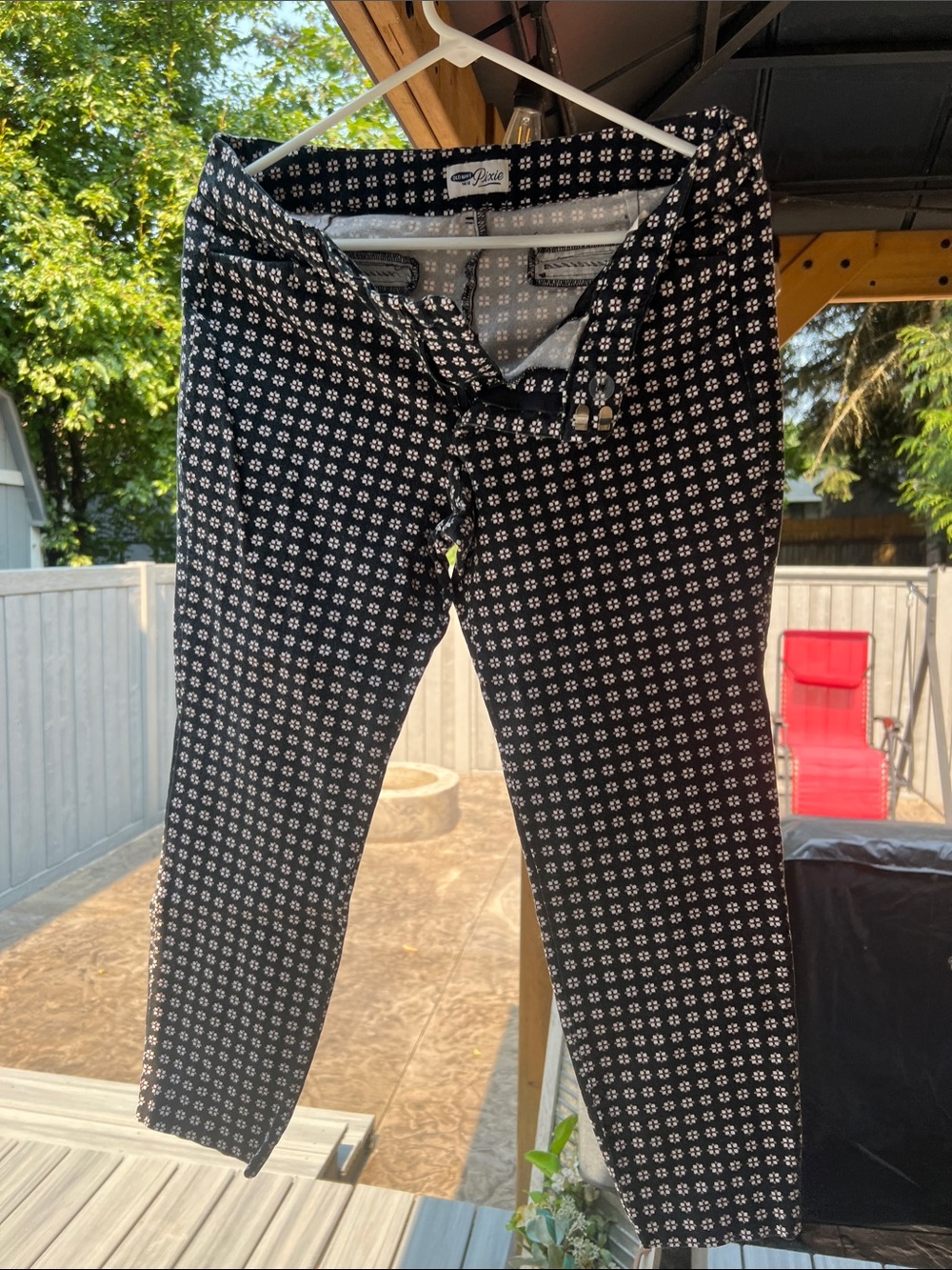 Old Navy Pixie Black & White Printed Ankle Skinny Jeans